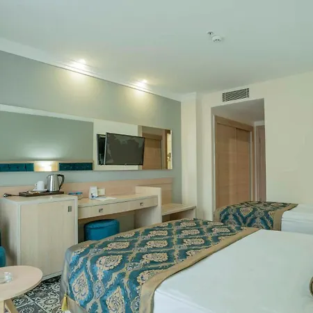 Hotel Dream World Palace 5*